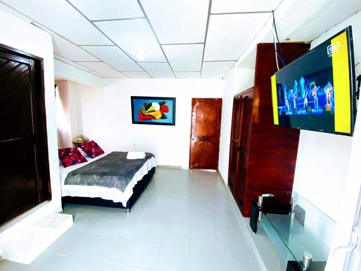 Urbanizacion Buenavista - Av Crisanto Luque Hotel Cartagena Exterior foto