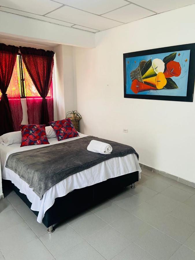 Urbanizacion Buenavista - Av Crisanto Luque Hotel Cartagena Exterior foto